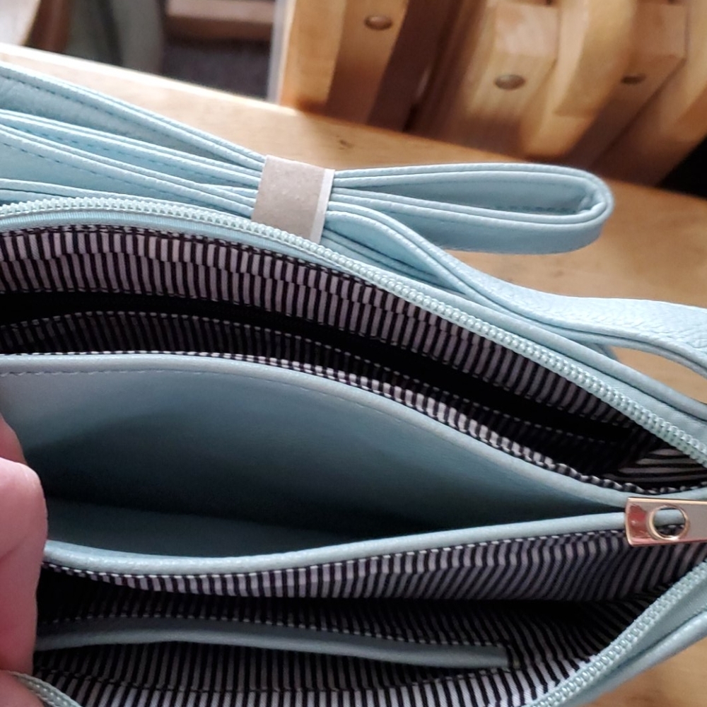 Purse - Picture 3 of 5